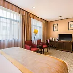 Beijing Jinlong Hotspring Hotel