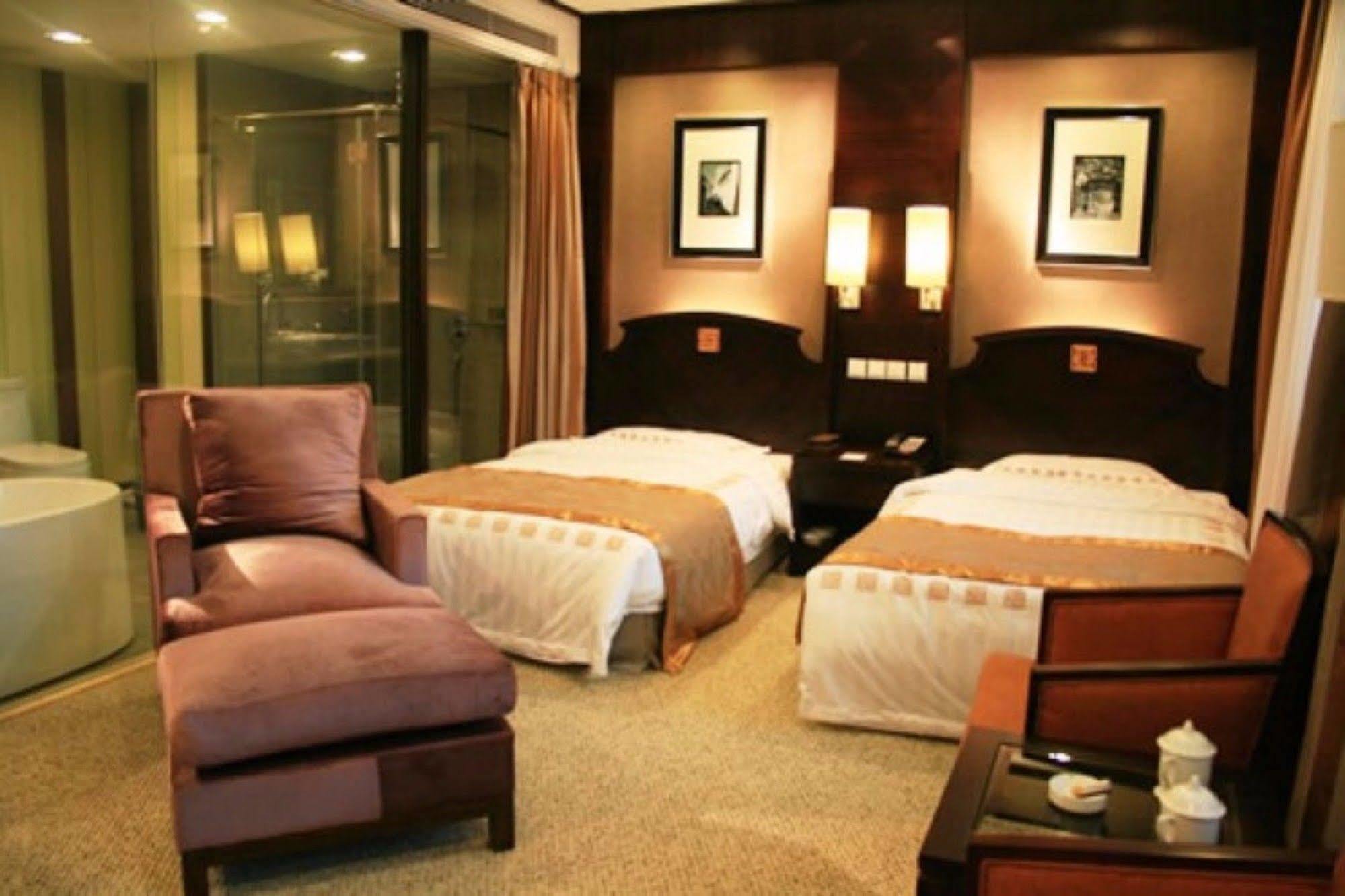 Jinlong Hotspring Hotel